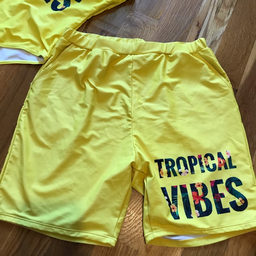 Women and men bathing suits set - Picture 4 of 7